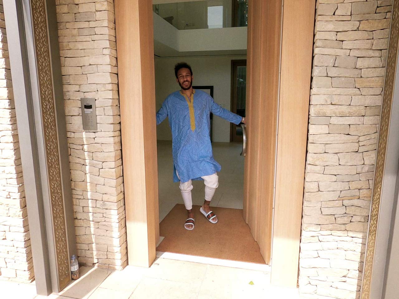 Watch MTV Cribs Footballers Stay Home Season 01 Prime Video