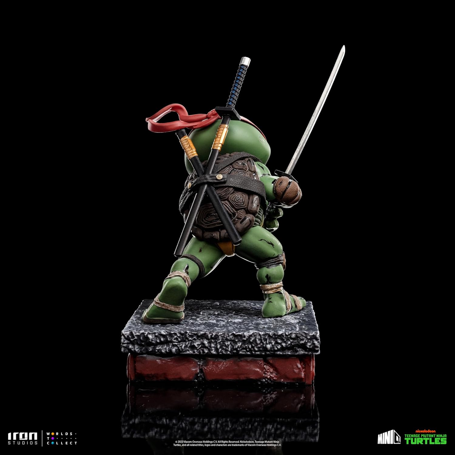 Teenage Mutant Ninja Turtles: Leonardo (V.2 Red Masks Ver.) Minico Previews Exclusive Figure
