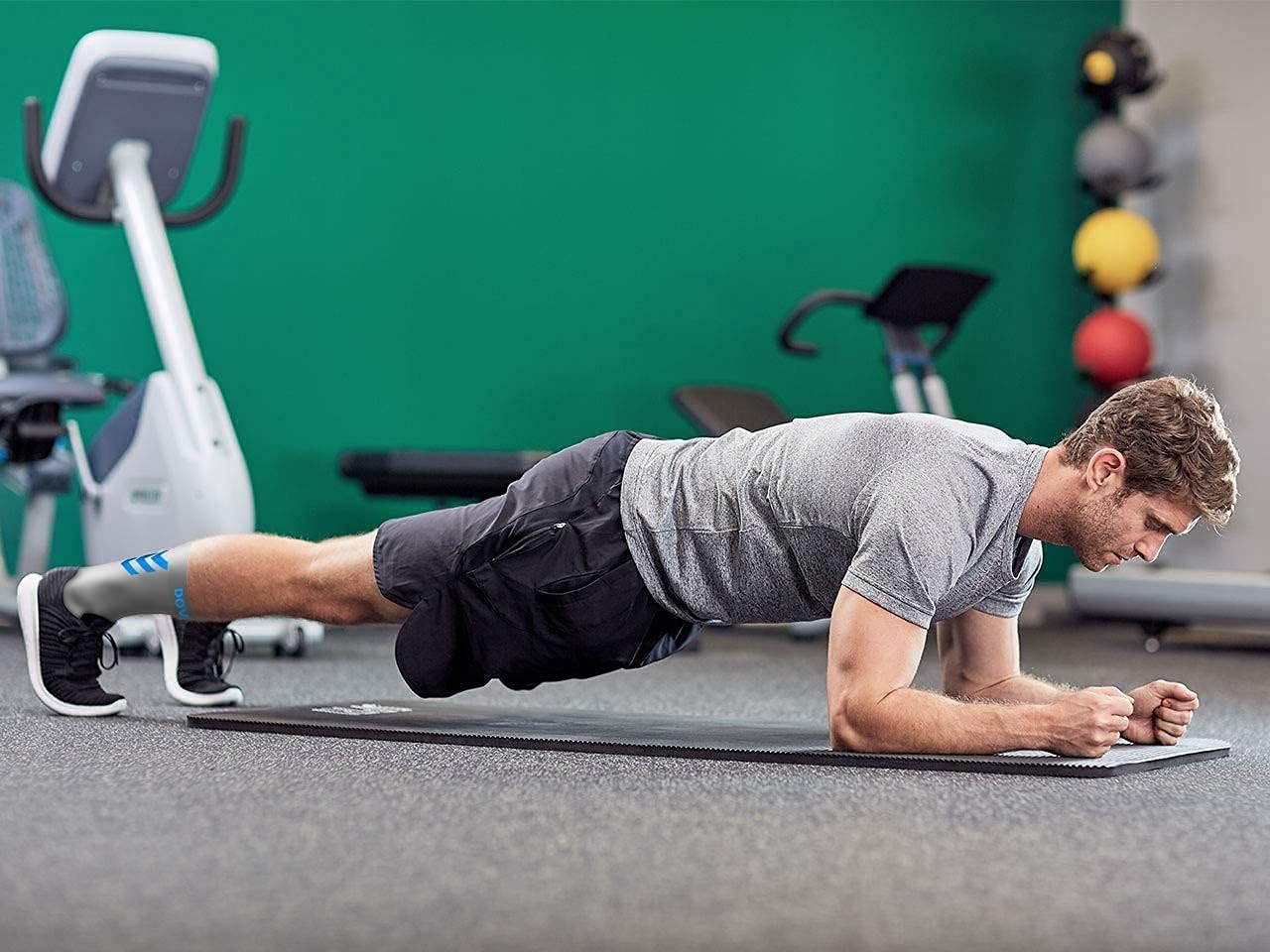 DOVAVA Dri-tech Compression Crew Socks (4/6 Pairs), Comfort Boost Circulation - Image 2