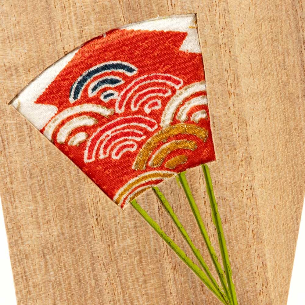 Amazon.co.jp: ミニ羽子板飾り 木目込み細工 スタンド付き 桐製・時代