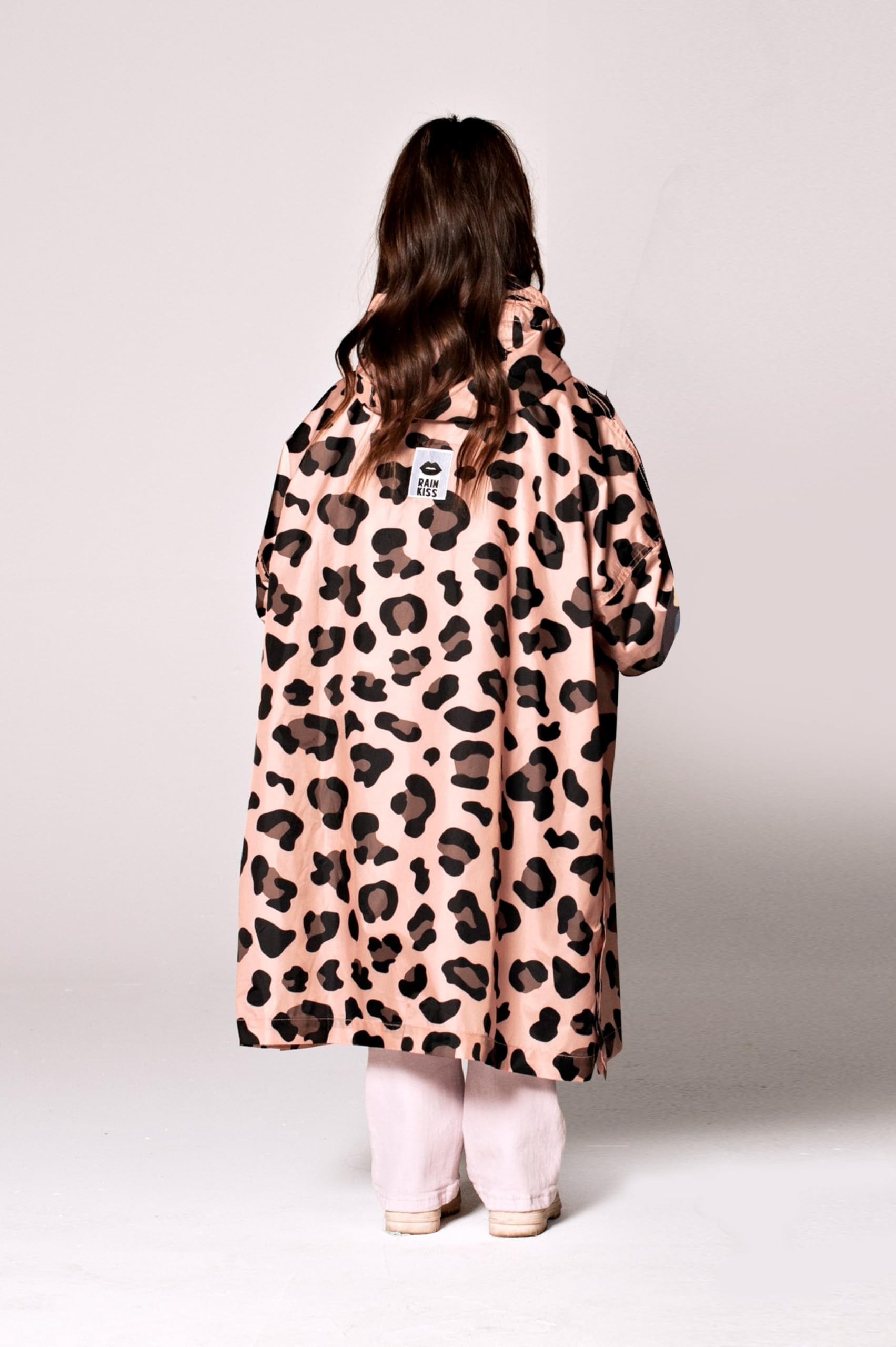 Rainkiss – Regeponcho per bambini – Impermeabile – Senza PFAS – 100-120 cm – Rosa – 100% poliestere riciclato – Design: Rose Panther