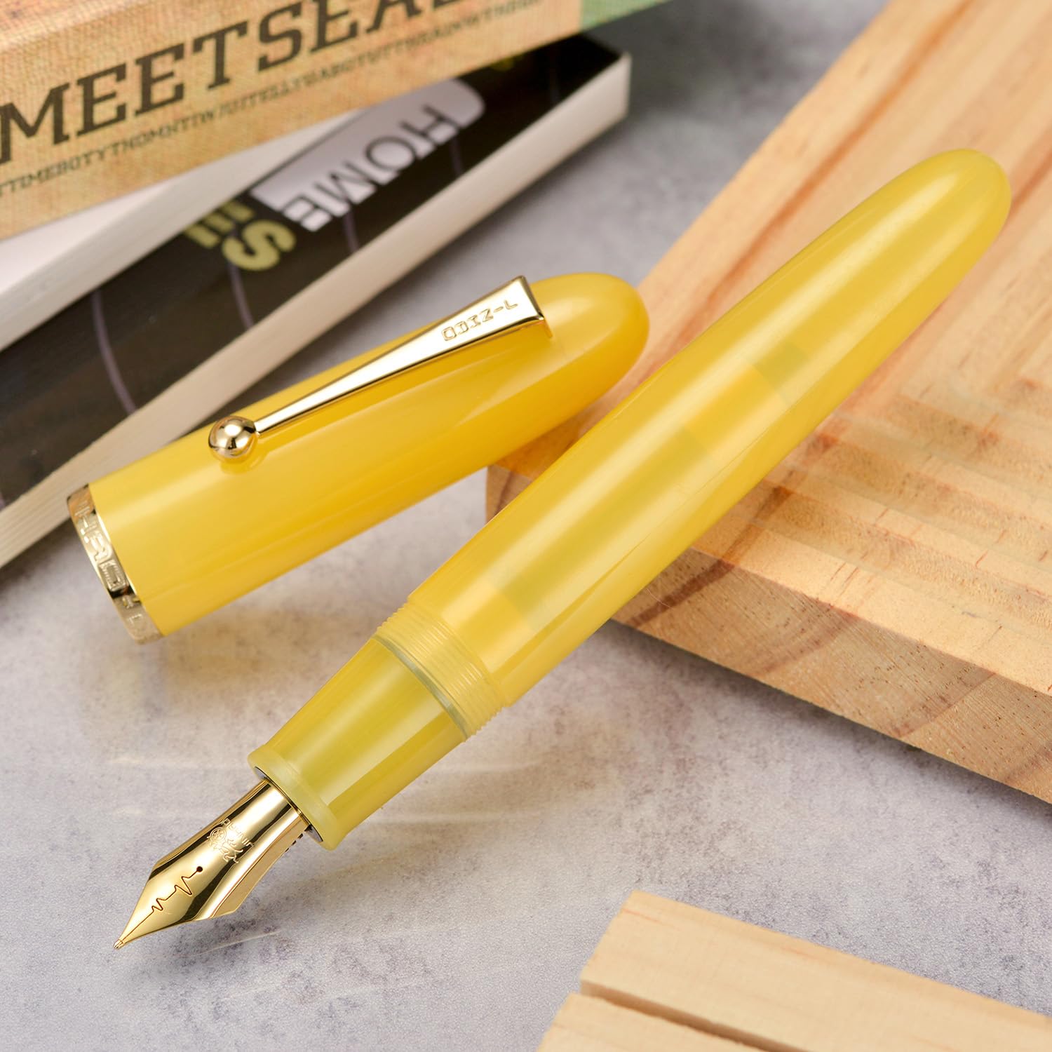 Jinhao 9019 Fountain Pen, Dadao Series #8 Heartbeat Medium Nib, Yellow Jade Acrylic Barrel with Golden Clip Big Size Writing Pen - Image 3