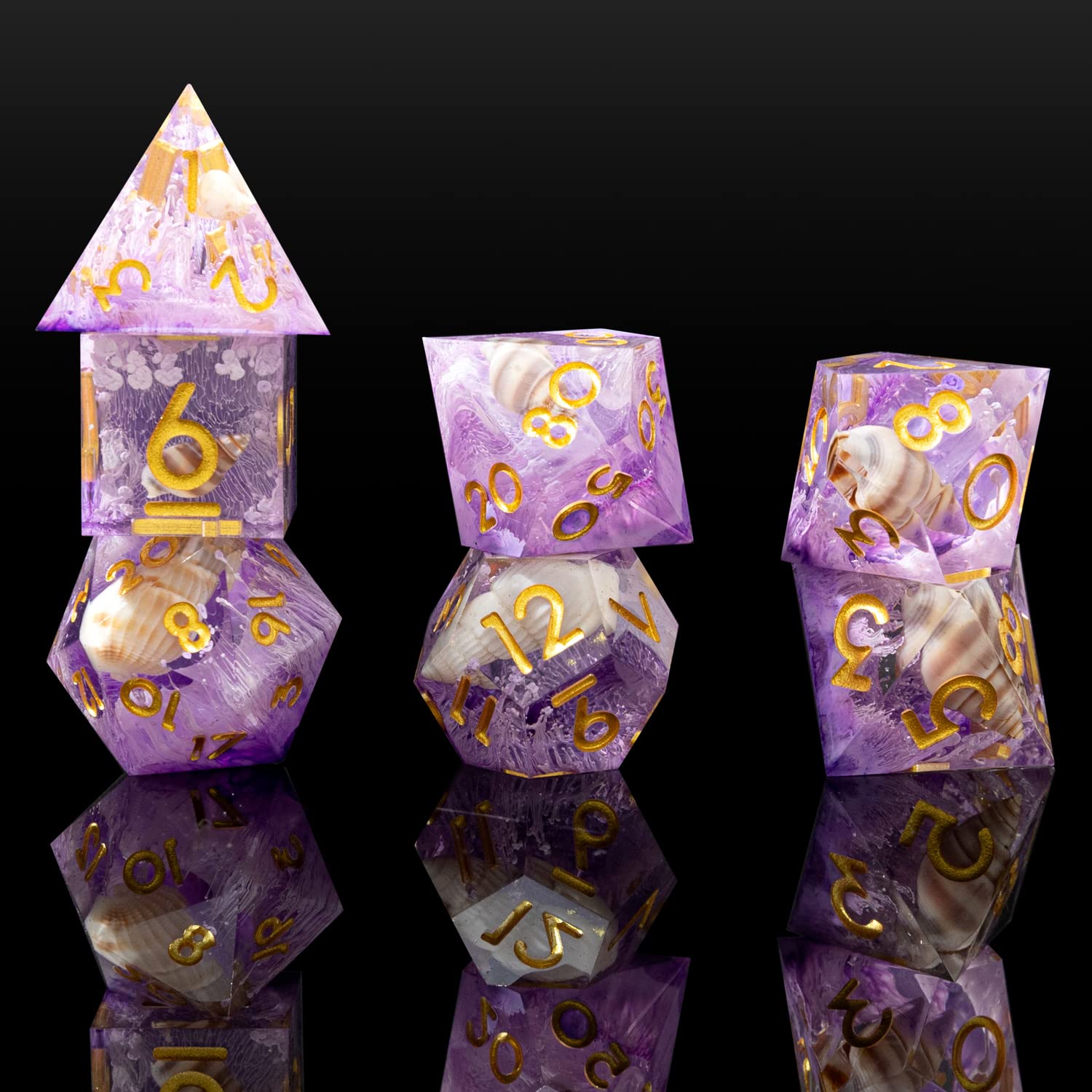 D&D Lot de 7 dés DND faits à la main en résine avec noyau liquide pour