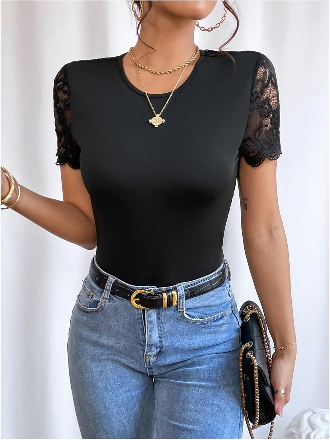 Verdusa Women's Lace Short Sleeve Bodysuit Backless Bodysuits Tummy Control Night Out Concent Outfits - Image 4