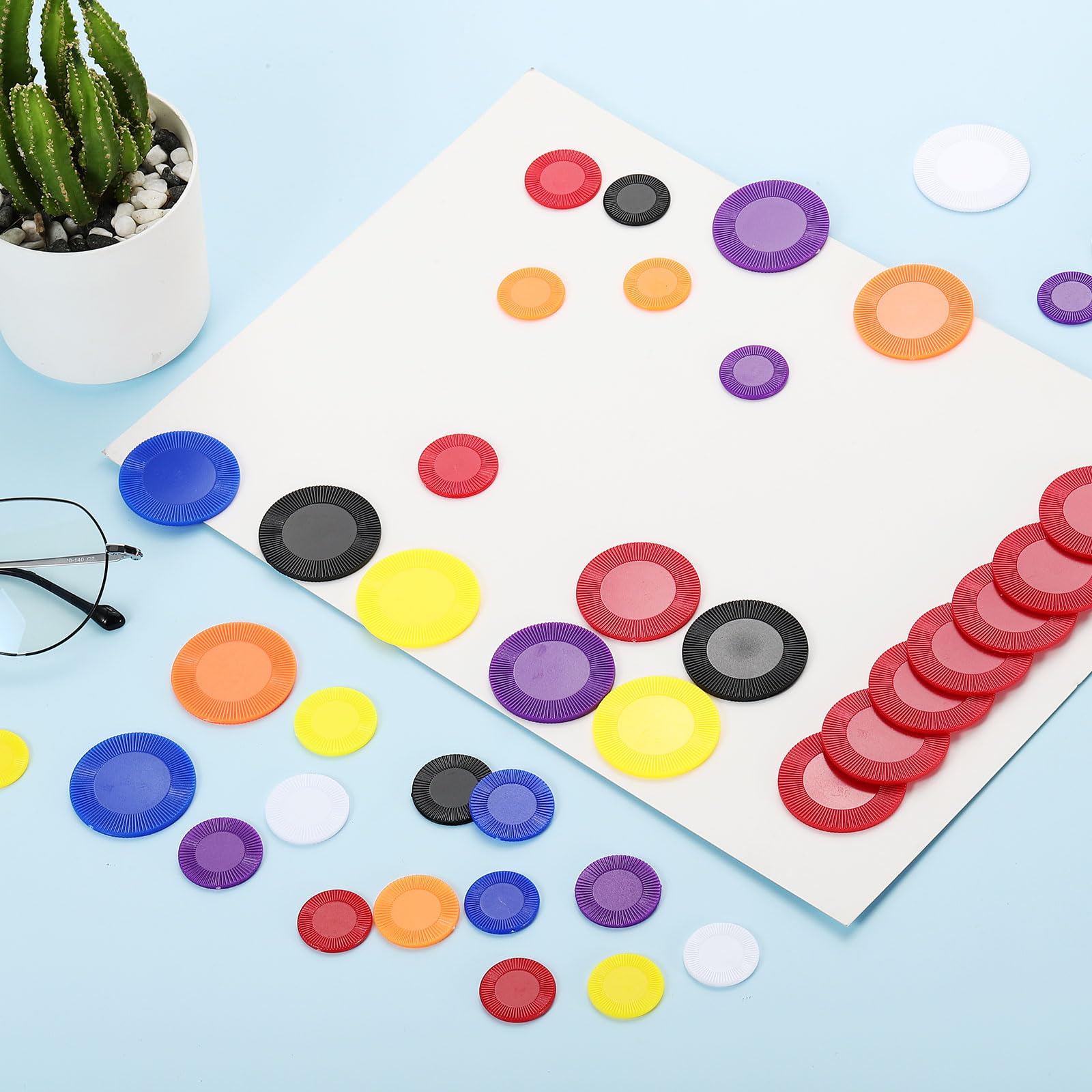 QUARKZMAN 64Pcs Gettoni Di Plastica Per Poker, 0.9 Pollici Mini Gettoni Bingo Contatori Apprendimento Dischi Contatori Segnapunti Gettoni Opachi Per Giochi, Arancione, Motivo