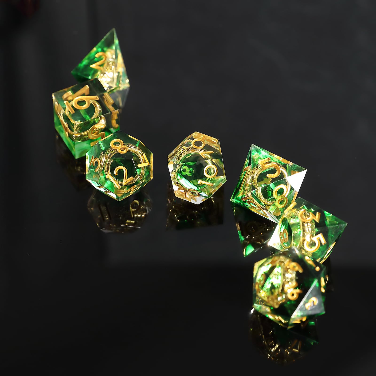 DND – Lot De 7 Dés Polyédriques Le Seigneur Des Anneaux – Résine Avec Anneau Doré – Pour Donjons Et Dragons, Pathfinder, MTG
