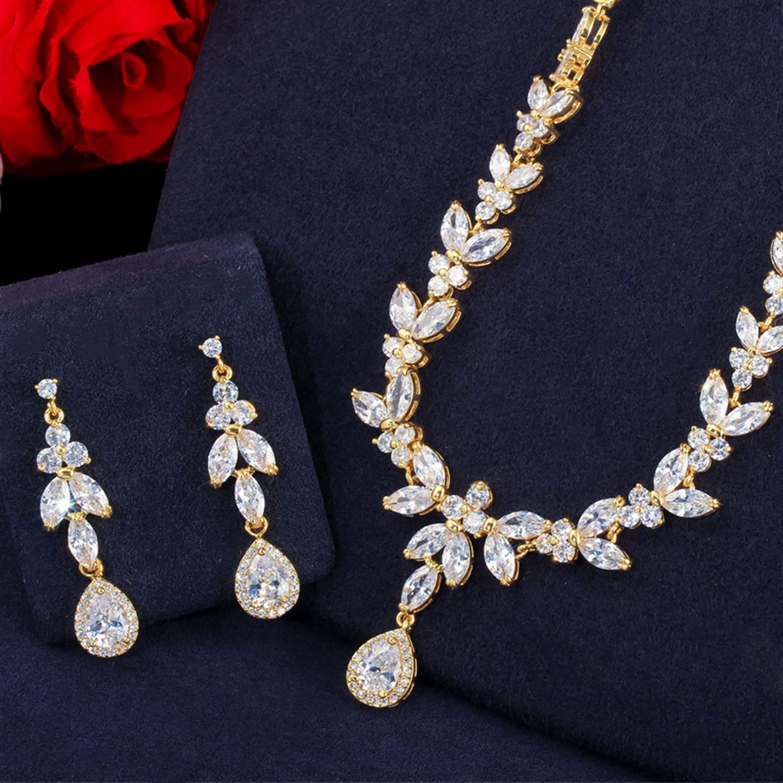 Joyería 3 uds Traje de Mujer Conjunto de Joyas de Oro Grande circonita cúbica Brillante Gota Novias Collar Pendientes y Pulseras