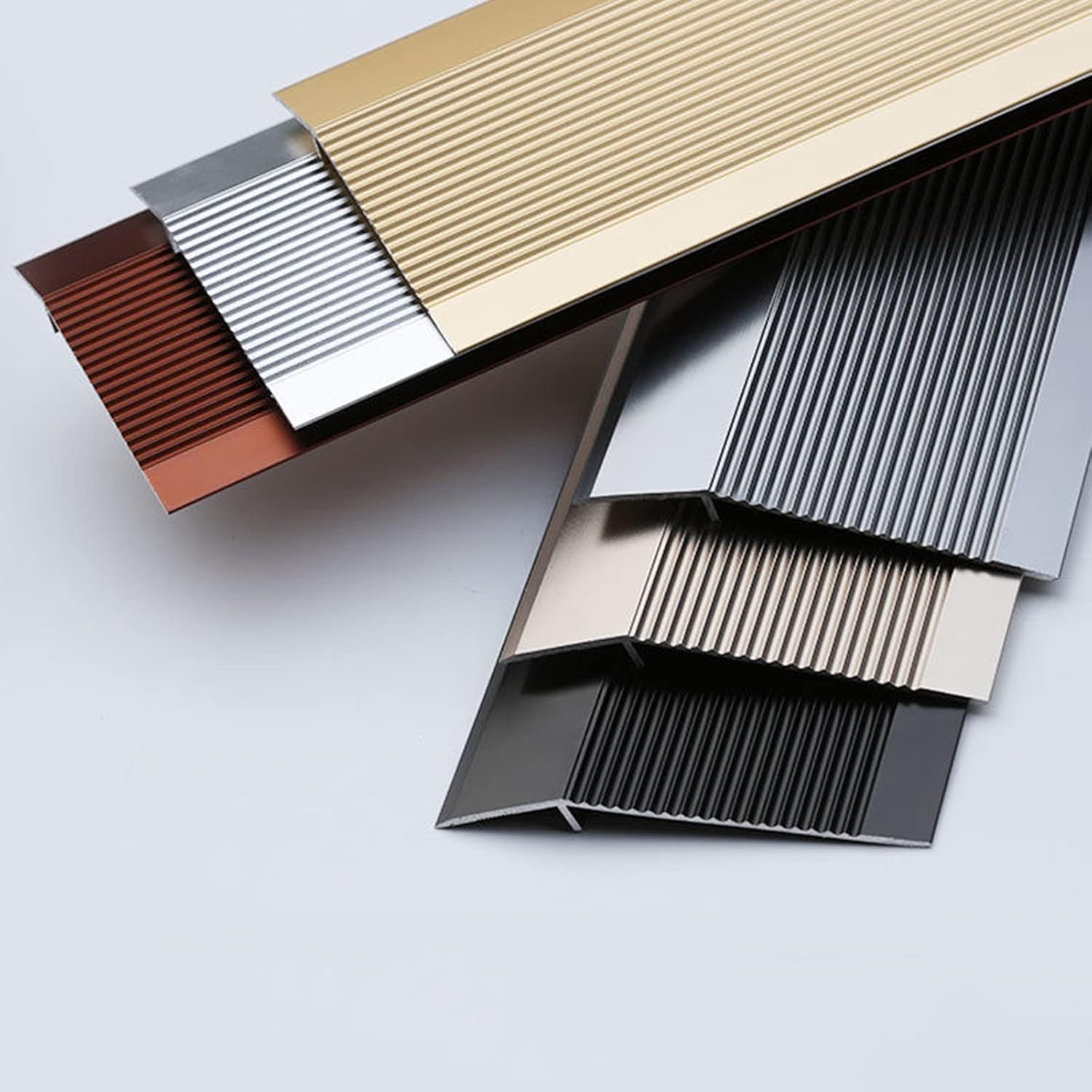 HAIXHX Thresholds Metal Floor Transition Strip, Floor to Laminate Edging Trim Strips, Room Entry Seam Cover for Uneven Floors Doorways (Color : Silver, Size : Length 100cm/39.4in)