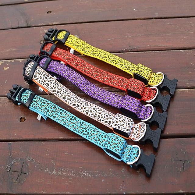 Foto 4 de 4 de Zhexundian Collares de Perro del Leopardo de 7 Colores Cuello Light Up Seguridad del Animal doméstico Collar…