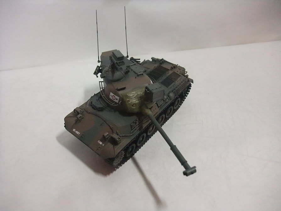 Amazon | 完成品 陸上自衛隊61式戦車改修型 縮尺35分1