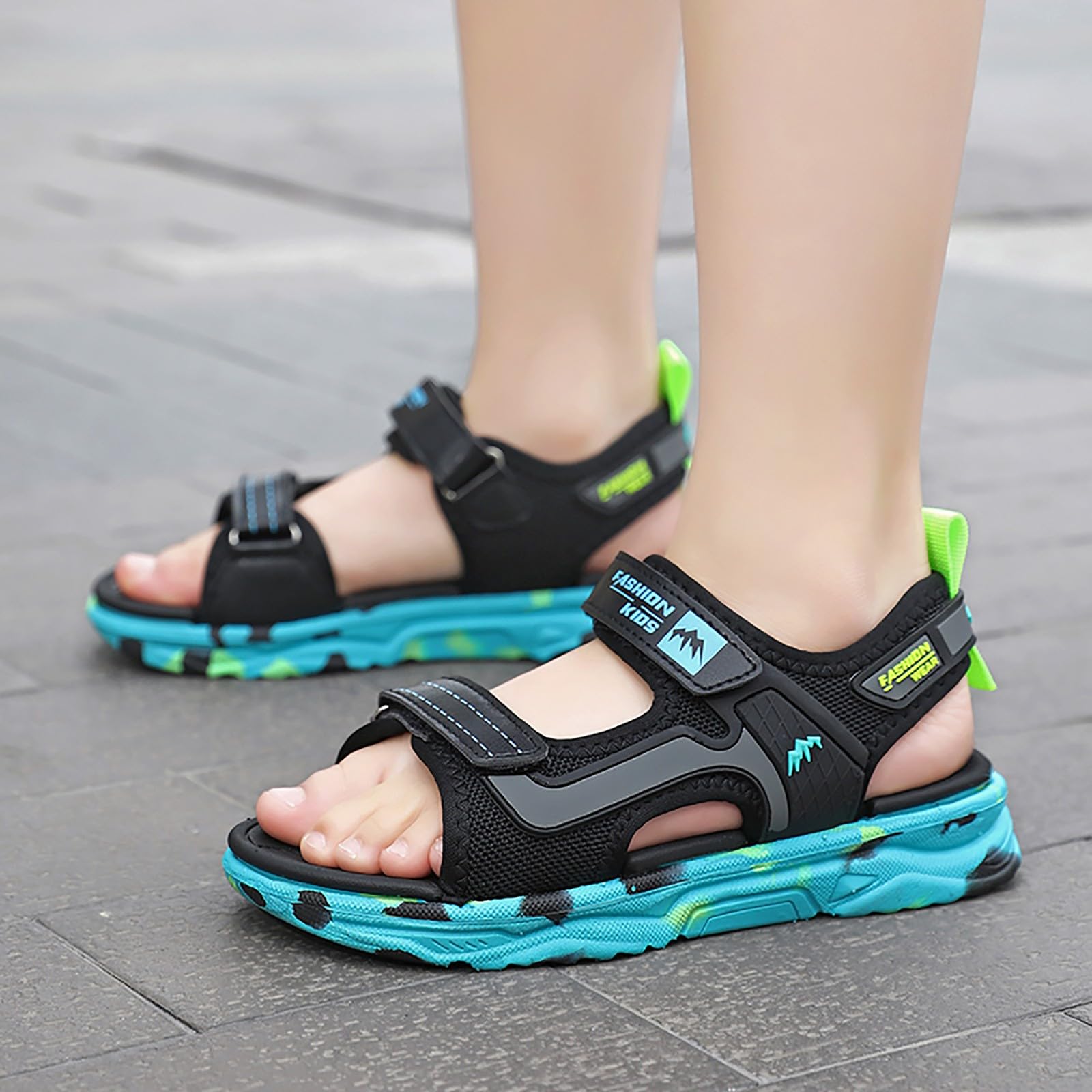 Sandalen für Jungen Kinder Sommer Strand Sandaletten Outdoor Sportsandalen Leicht Sommerschuhe Bequem Barfußsandalen Weiche Sohle Lässige Kindersandalen Wandern Trekkingsandalen Badesandalen