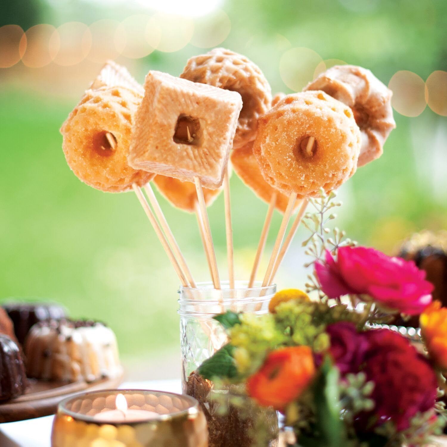 Nordicware 3.5 Cup Geo Bundtlette Pan