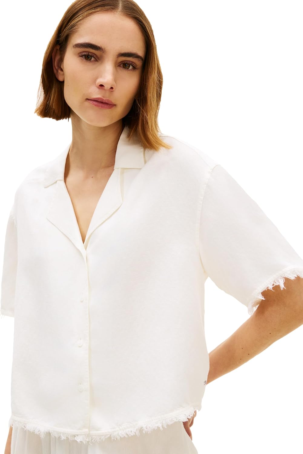 Tommy Hilfiger Women's Cropped Short Sleeve Linen Button Down Shirt with Distressed Details Linen Blouse
