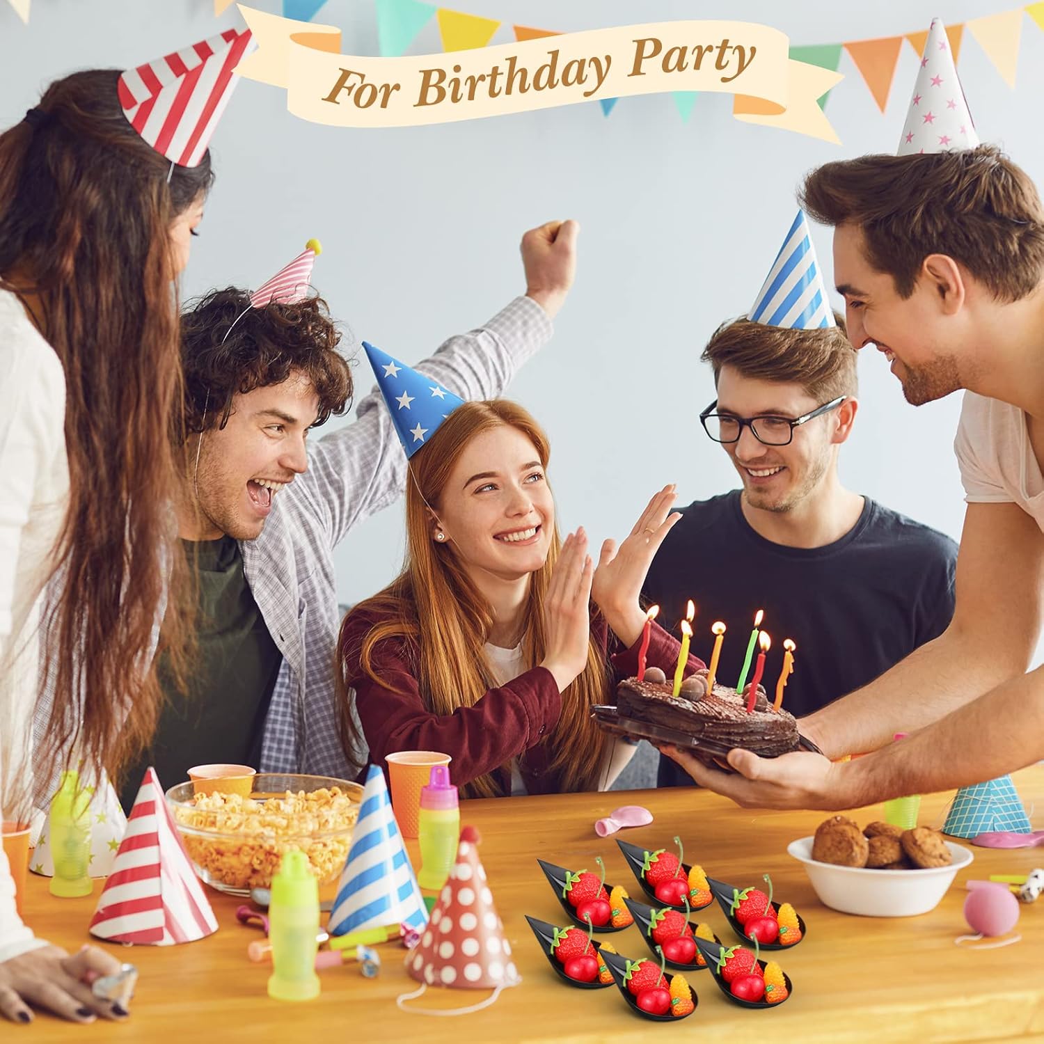 Foaincore 500 Pcs 4 Inch Appetizer Spoons Tear Drop Mini Appetizer Plates Plastic Catering Supplies Disposable Tasting Spoons Asian for Desserts Sauces Sushi Ice Cream Sample Serving Party (Black)