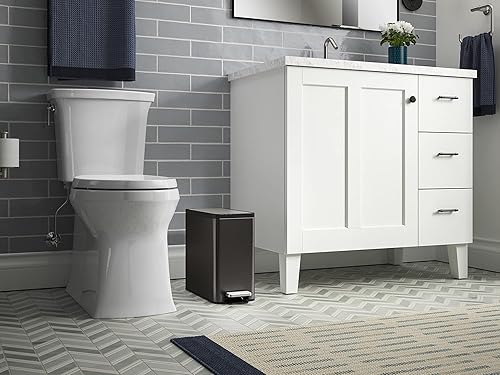 Vista 84 de Kohler 20956-ST - Escalón de cocina de reciclaje manos libres de 11 galones, cubo de basura con pedal de pie, tapa de cierre silencioso, acero Acero