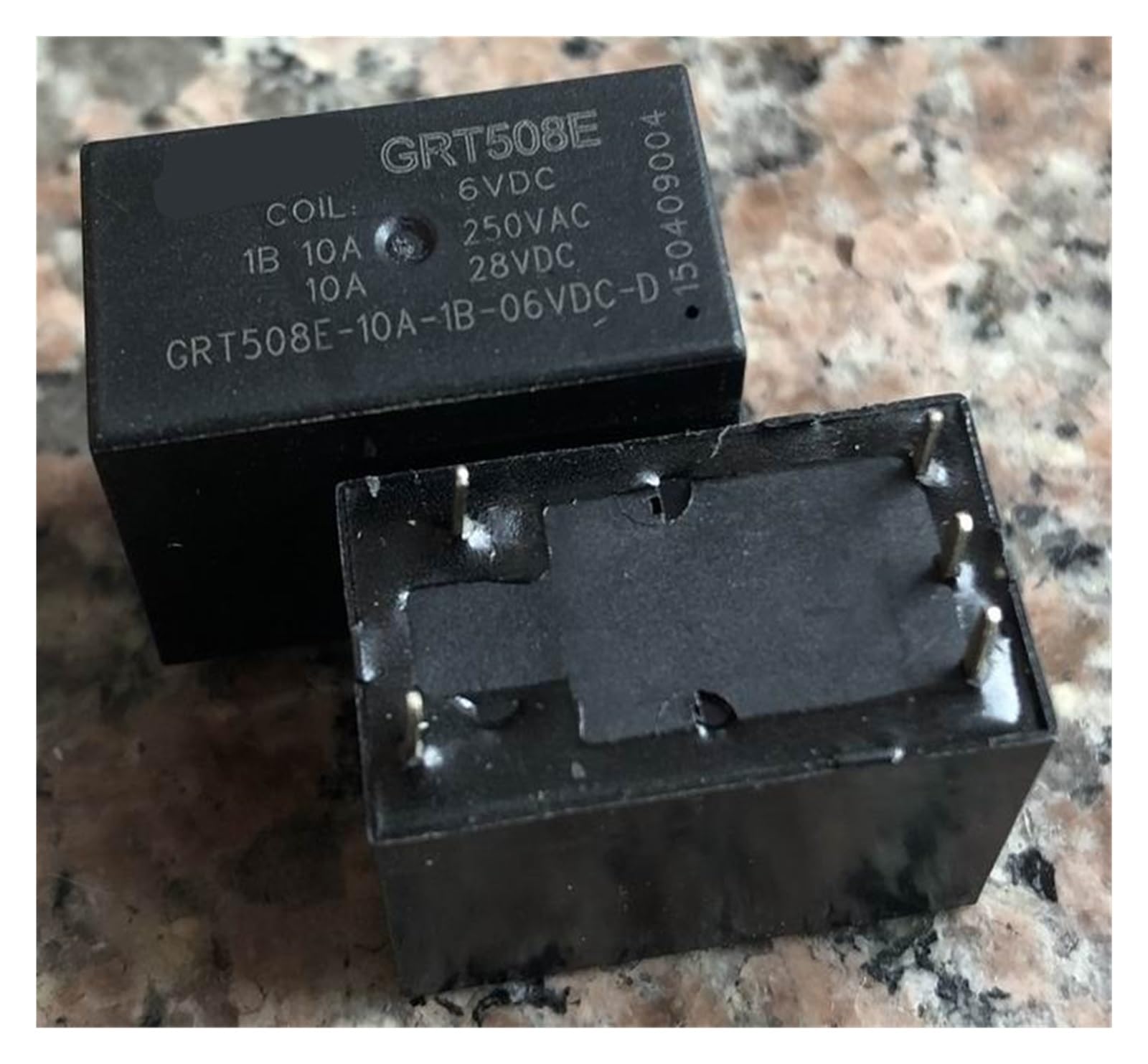 Relé electromecánico CRT508E-10A-1B-06VDC-D de 5 pines para sustitución de componentes dañados