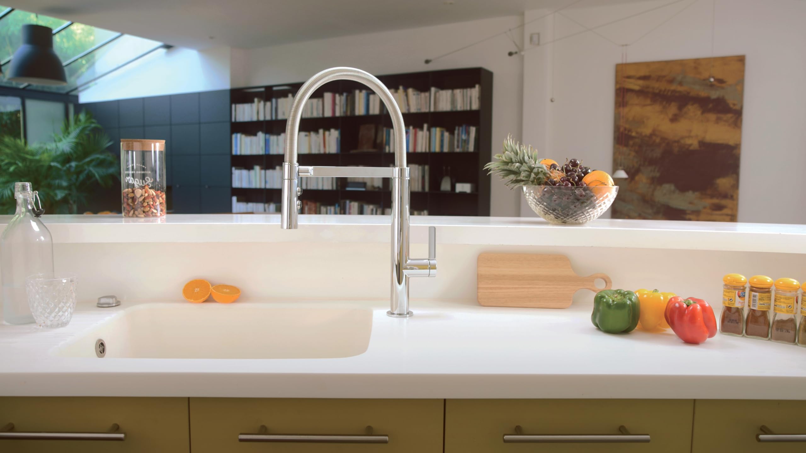 Grifo de cocina profesional Jacob Delafon Caño orientable 360 grados Ducha extraíble con 3 funciones Brazo magnético Ahorro de agua y de energía SPIRALE E23310-CP