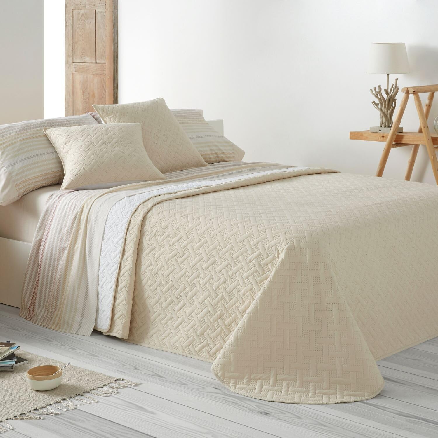 Burrito Blanco │ Colchas de Verano, Cama de 135 (+ Medidas Disponibles)│ Color Beige/Blanco │ 2 Fundas de cojín Incluidas │ Colcha Reversible │ Cotton Touch │ Diseño 151