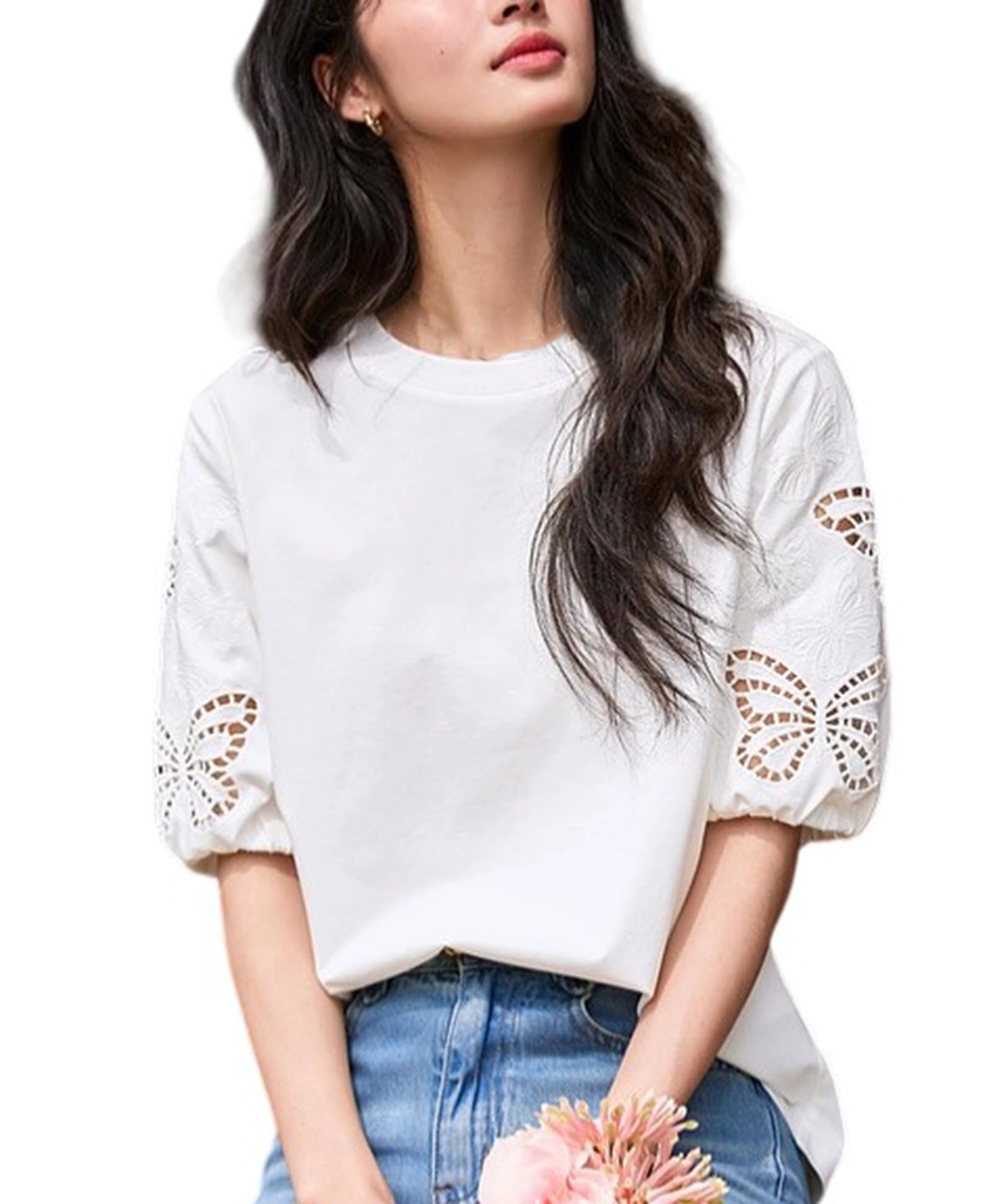 Camicia da donna ricamata a maniche corte con scollo rotondo T-shirt estiva Hollow Top Casual Moda Elegante Top