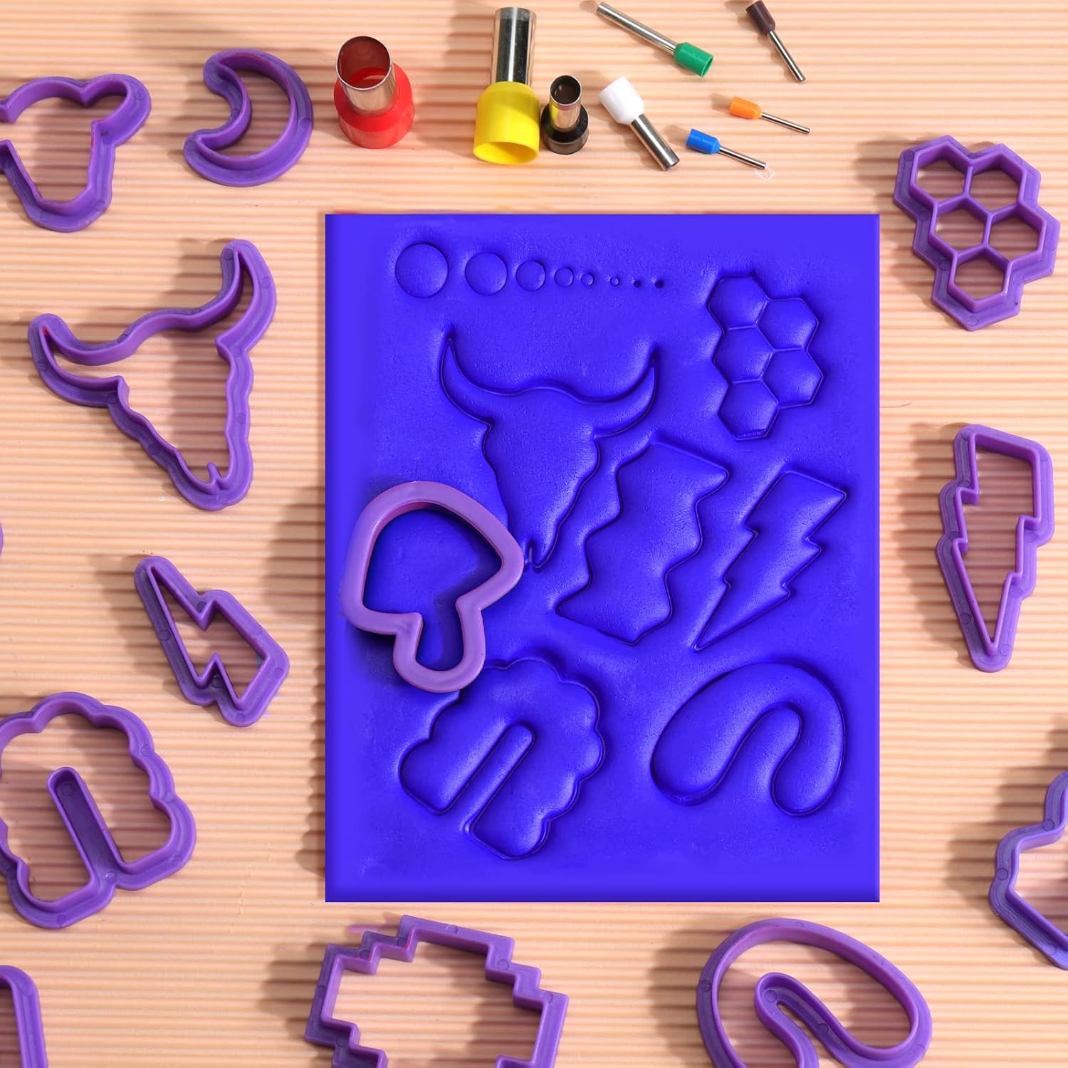 BABORUI Polymer Clay Cutters, 22Pcs Clay Cutters with 170Pcs Clay Earring Making Kit for Clay Jewelry Making