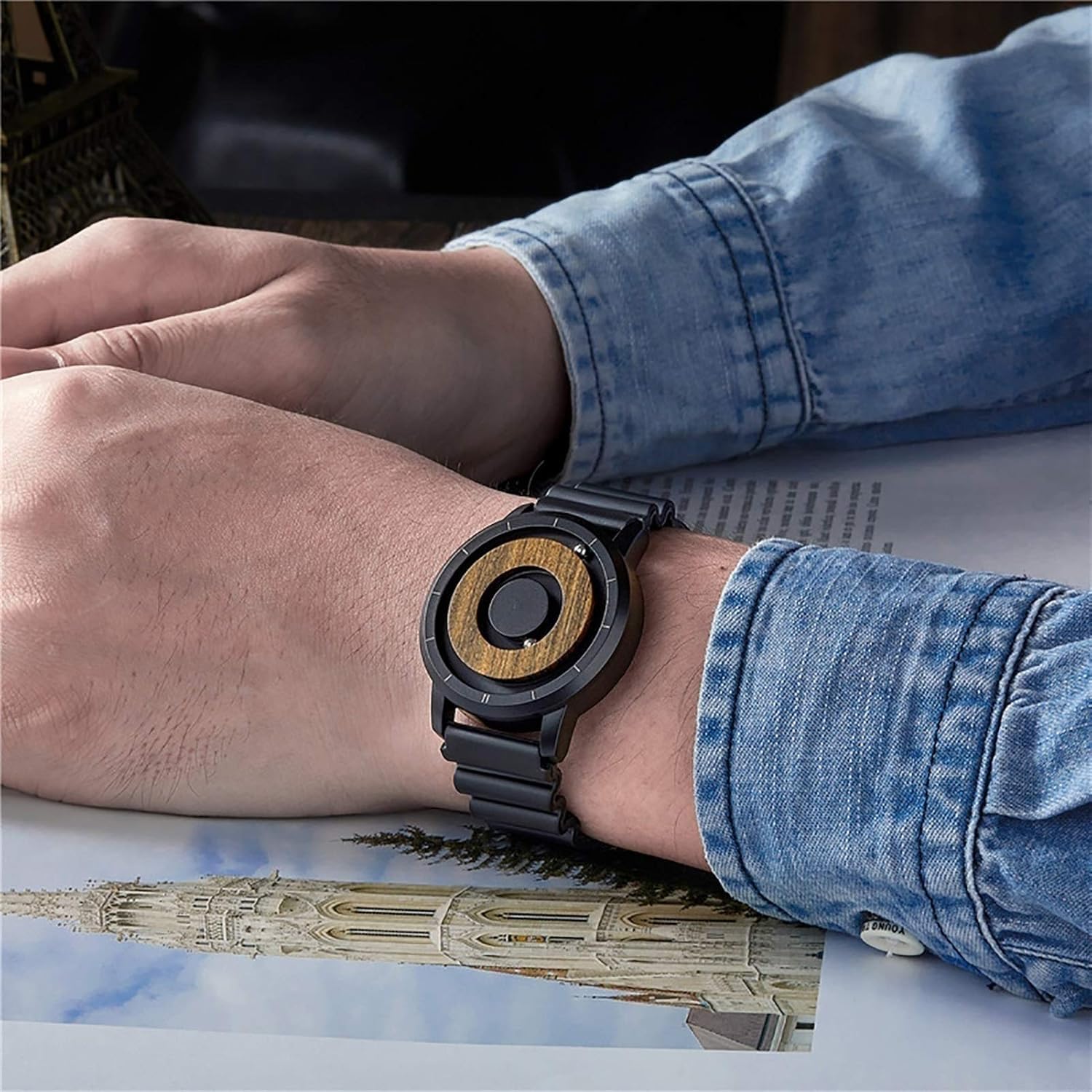 Orologio da Uomo con Sfera Magnetica in Acciaio Impermeabile, Orologio da Polso Sportivo con Movimento al Quarzo Casual, Orologio in Lega con Concetto Creativo Senza puntatore, quadrante in