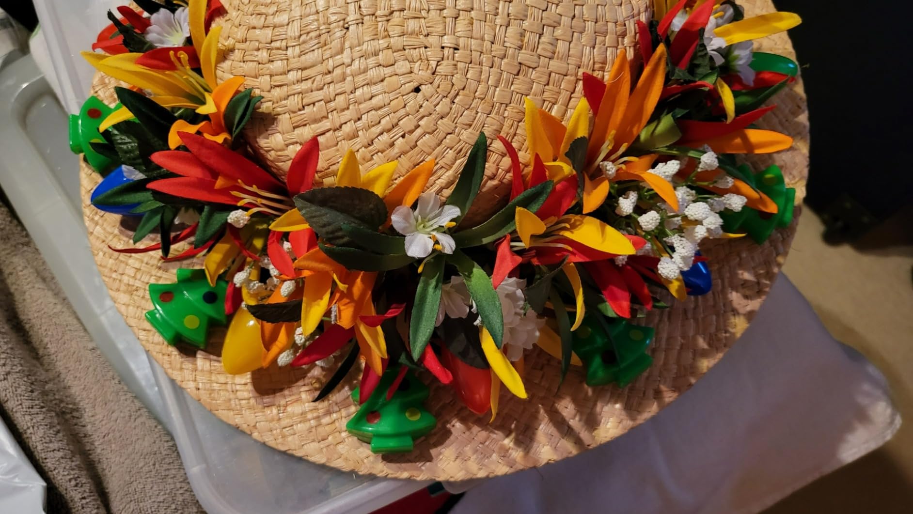 Christmas tree necklace anime