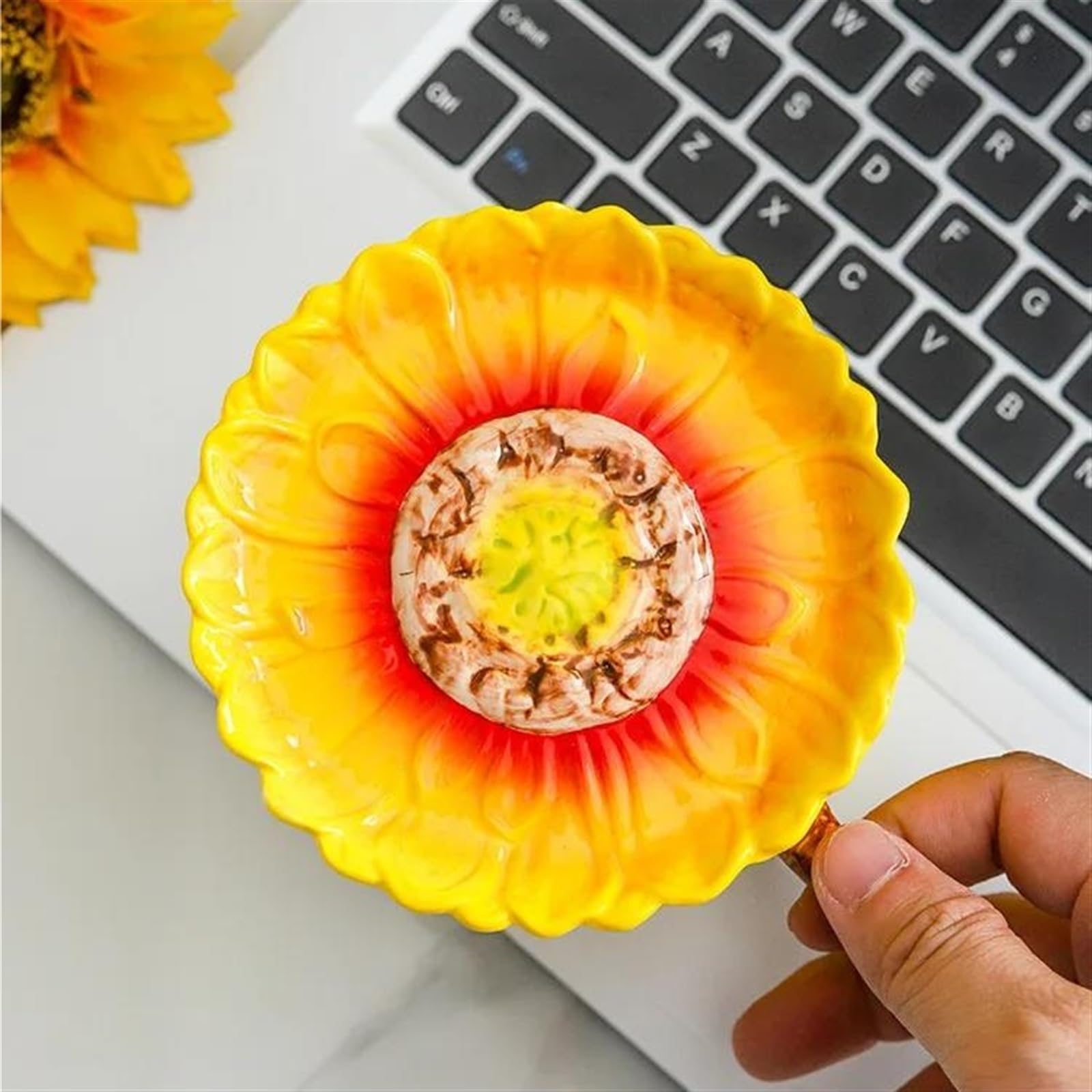 Teetassen-Sets Home Office Große Kapazität Tasse Kreative Keramik Sonnenblumen Becher Frühstück Milch Mit Deckel Paar Nachmittag Tee Kaffee Set Reise-Teeset