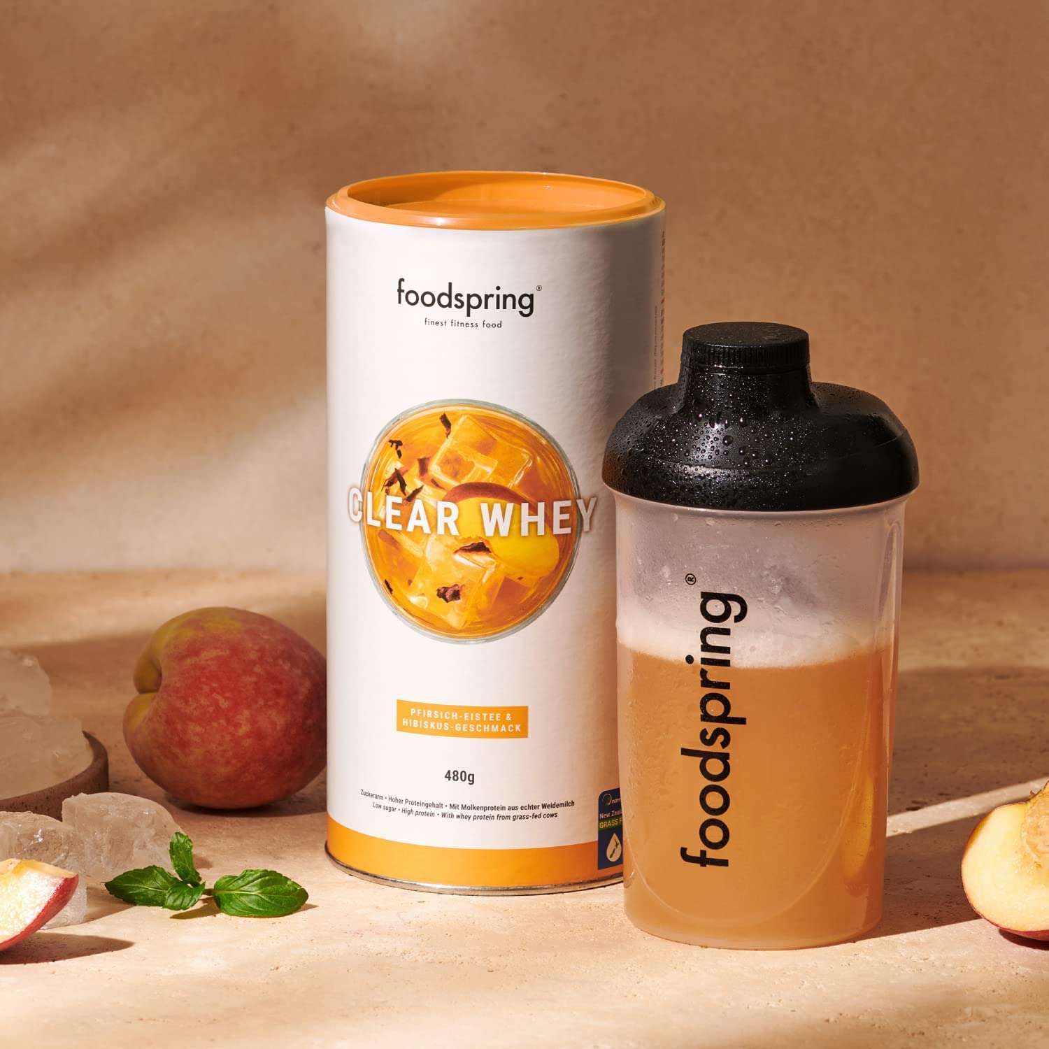 foodspring Clear Whey, Tè freddo alla pesca e ibisco, 480 g, shake proteico rinfrescante con whey isolate premium