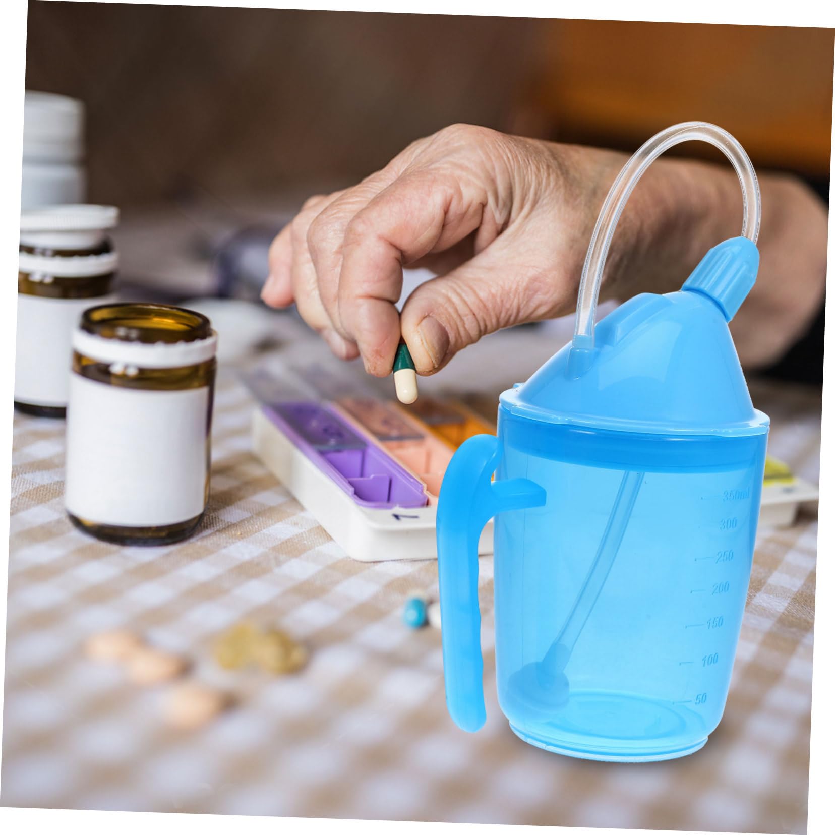 Healvian 3piezas Taza Antiderrame Para Dieta Líquida Vaso De Alimentación Para Mayores y Discapacitados Diseño Ergonómico y Práctico Para Maternidad y Pacientes Cama Degradado