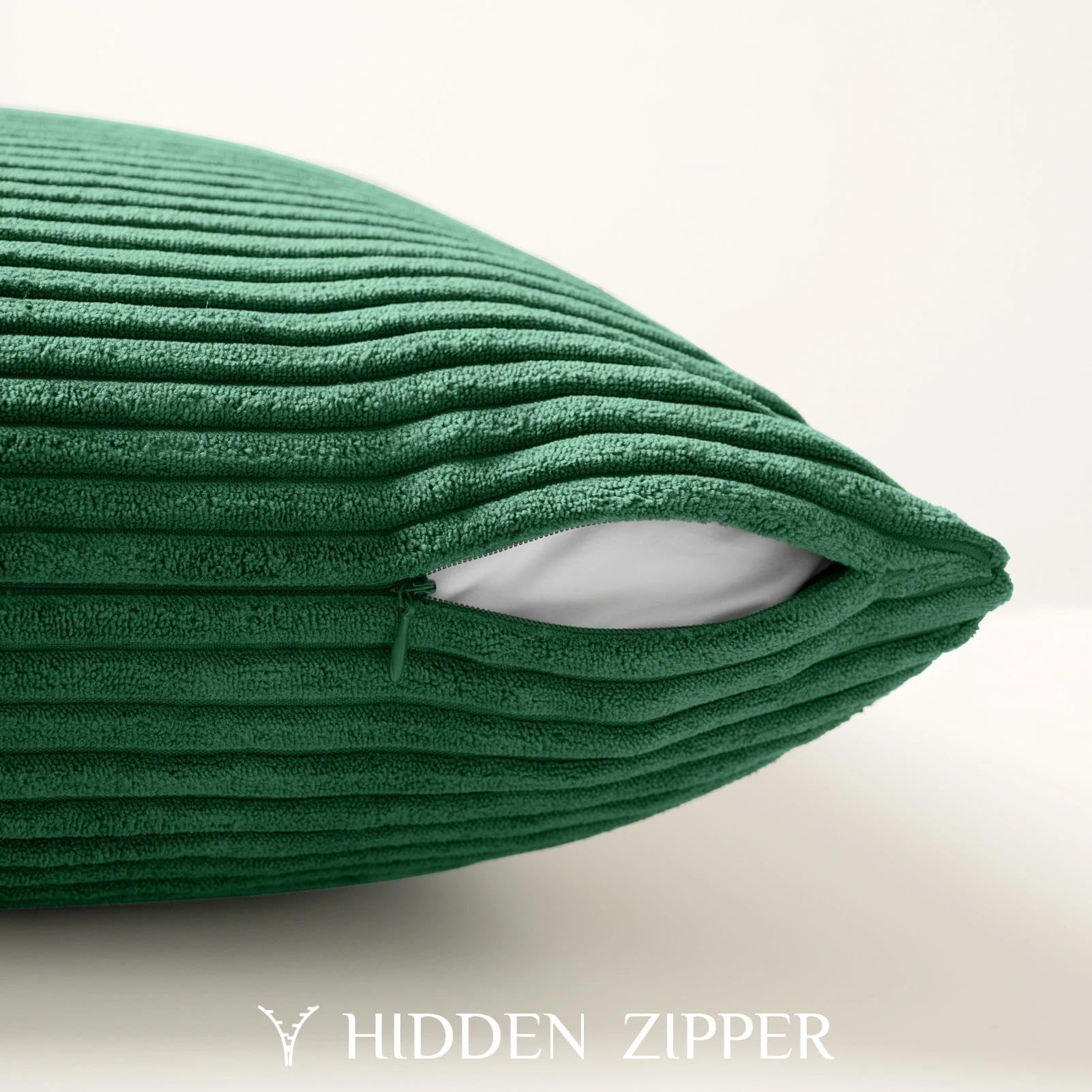 Softalker Juego de 2 fundas de almohada de Navidad de 18 x 18 pulgadas, súper suaves, bohemias, a rayas, para sofá, sofá, sala de estar, decoración navideña, color verde