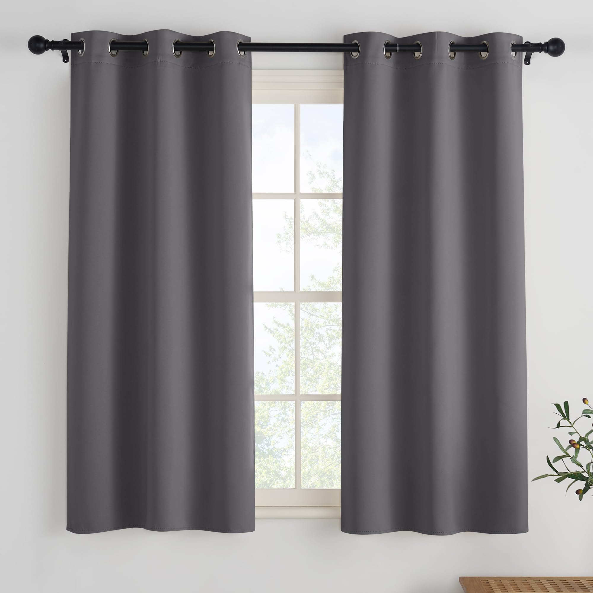 PONY DANCE Tende per Finestre Piccole Corte 2 Pezzi L 106 x A 114 cm Tende Oscuranti Cameretta Bambini Moderne con Anelli Curtains Termiche Isolanti per Interni, Grigio