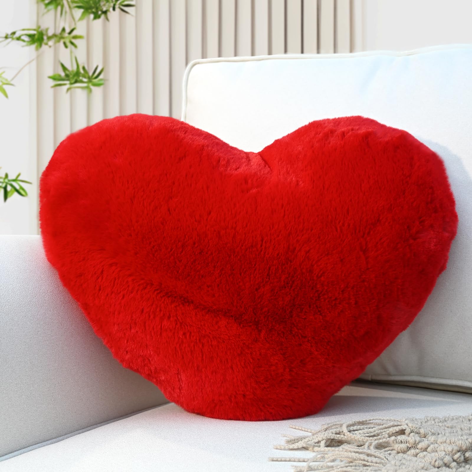 Yhoelata Cojin Corazon Rojo,Cojin de Peluche en Forma de Corazon, Cojines De Sofa De Felpa, Cojines De Cama, Decoracion De Dormitorio Infantil, 26 x 36 cm
