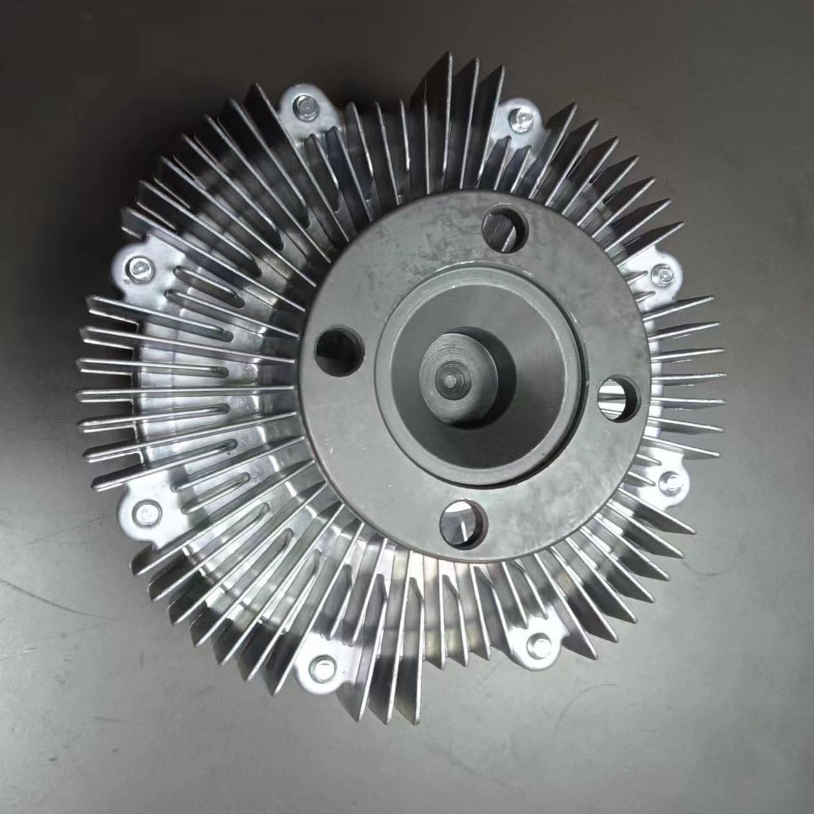 Acoplamiento de fluido de ventilador de alta eficiencia, control automático de temperatura para una refrigeración óptima del motor, reduce el calor en la conducción