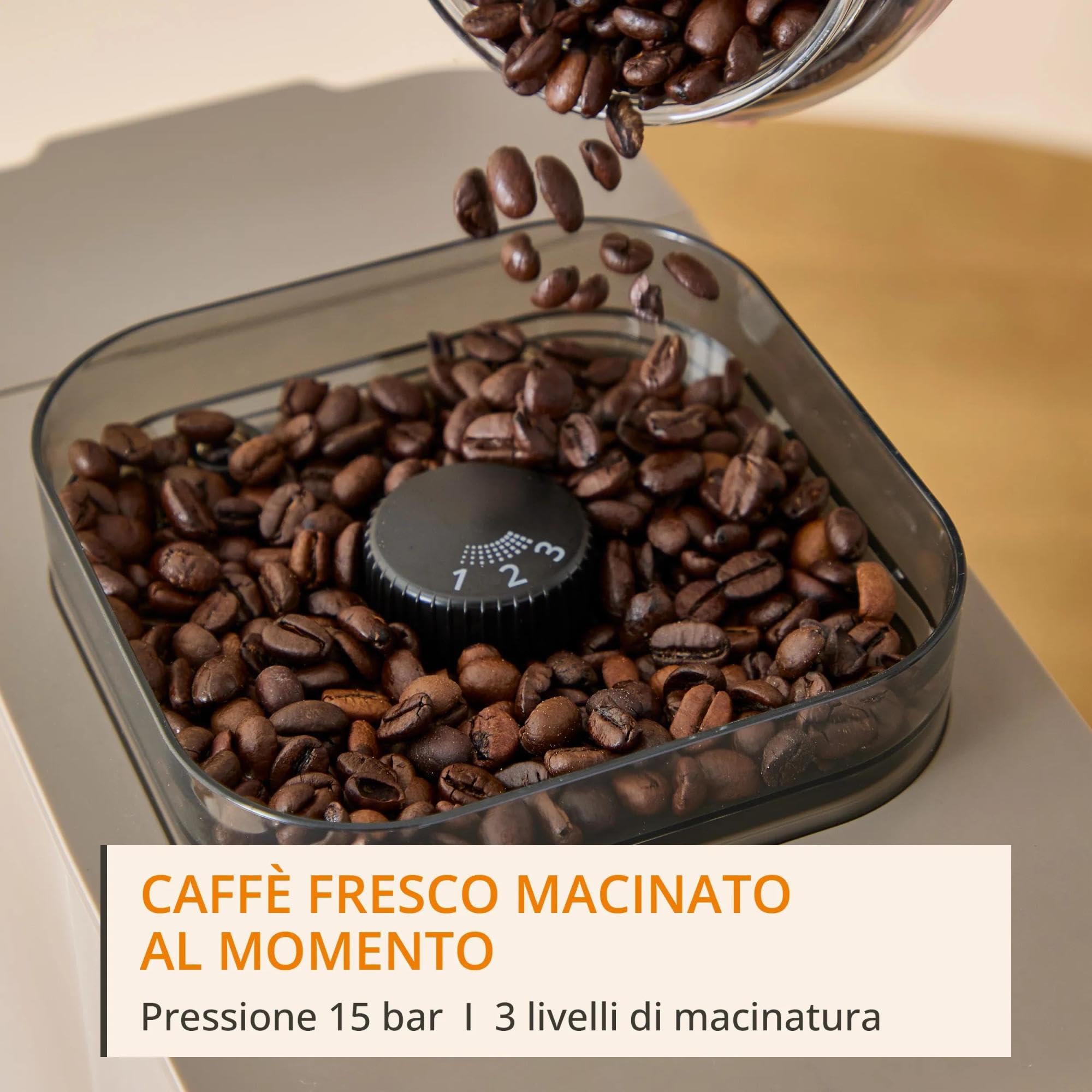 Krups Coffee Crush Extra, Macchina da Caffè Automatica, Super Compatta, Ingombro Minimo, 3 Livelli di Macinatura per Caffè in Grani, Intensità, Lunghezza e Temperatura Regolabili, 1370 W, Chai, SA402A