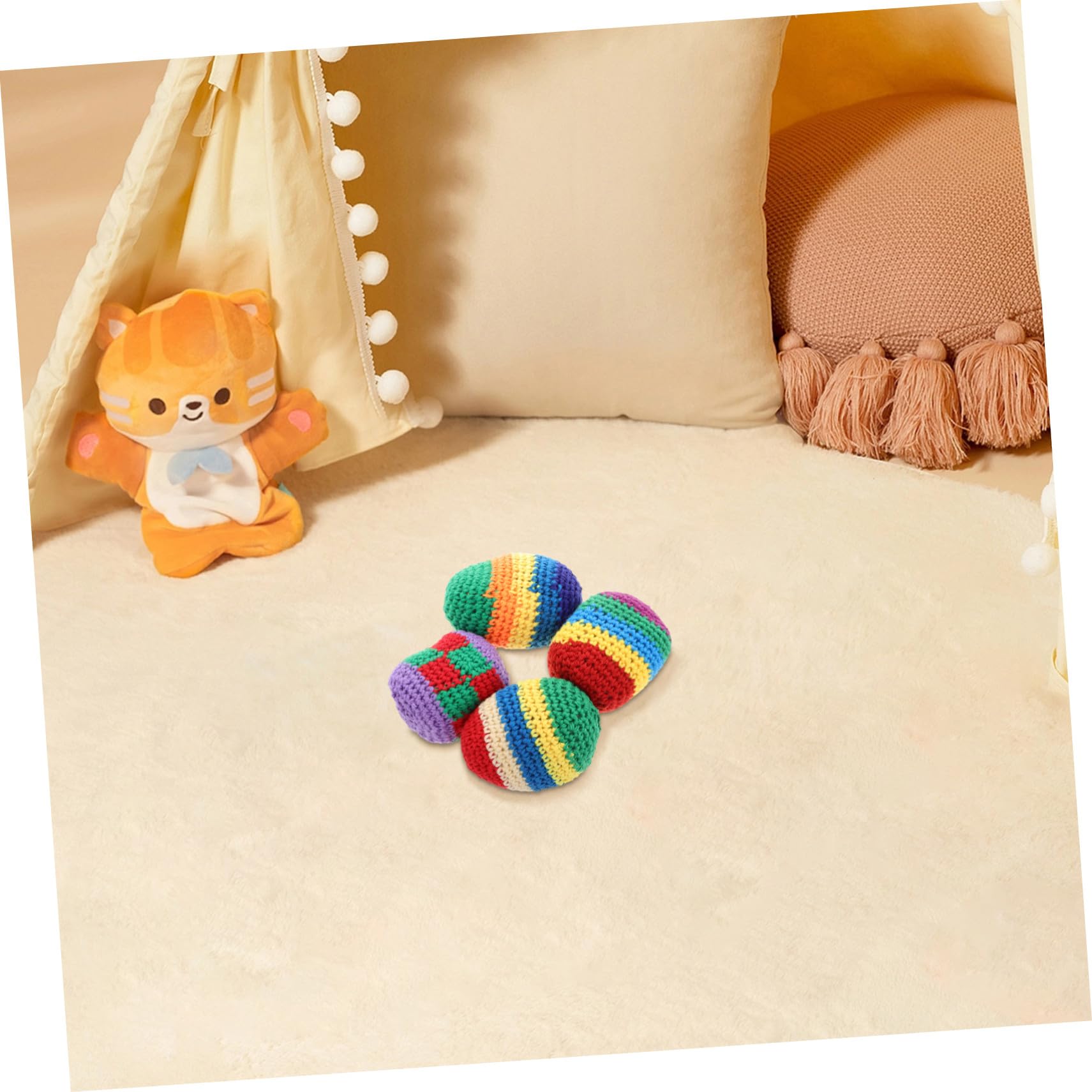 TOYANDONA 4 Stück-Pack Gestrickte Sandbälle für Kindergartenkinder aus Wollgarn Leicht und Farblich Ansprechend für Spielerisches Lernen und Outdoor Aktivitäten Zufälliger Stil