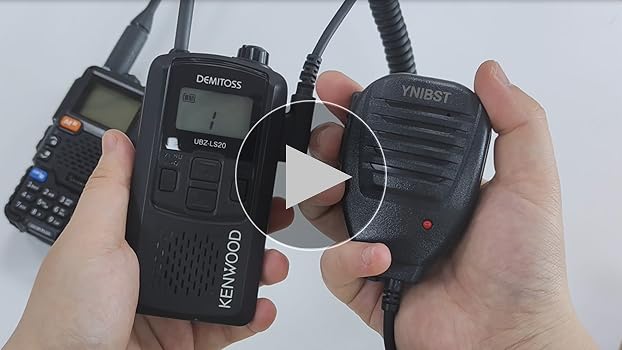 KENWOOD トランシーバー 他（充電器・バッテリー・スピーカーマイク） KENWOOD トランシーバー 他（充電器・バッテリー・スピーカー