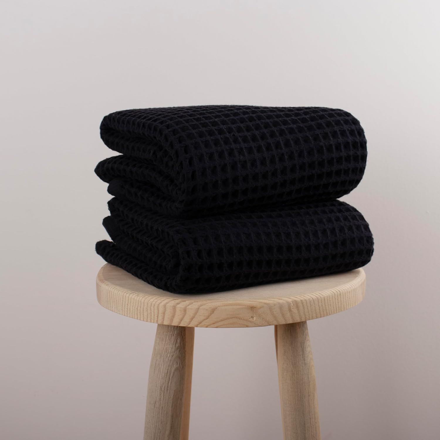 Püskül Waffle Bath Towels for Bathroom, Premium 100% Turkish Organic Cotton, 32x63 Inches, Pack of 2 (Black)