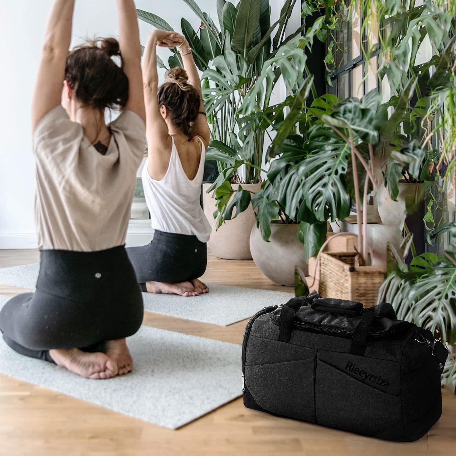 Sac de Sport 40L avec Compartiment Chaussures – Waterproof, Multiusage, à Bandoulière ou Fourre-Tout (Noir o2)