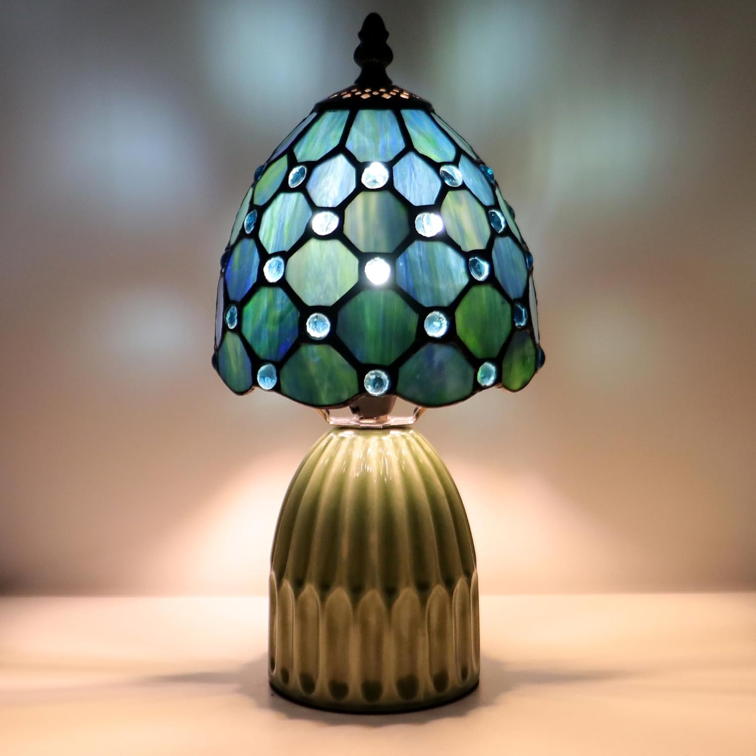 Tiffany Lamp Stained Glass Mushroom Table Lamps 6X6X12.5 Inch Sea Blue Pearl Style Small Night Light Ceramic Base Mini Accent Desk Light Suitable for Bedside Table Bedroom Children Room