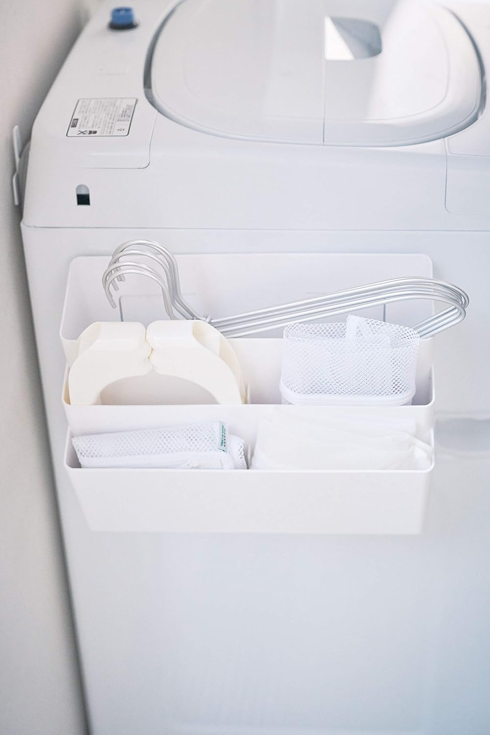 Magnetic Multipurpose White Storage Caddy with Multi-Pocket Design