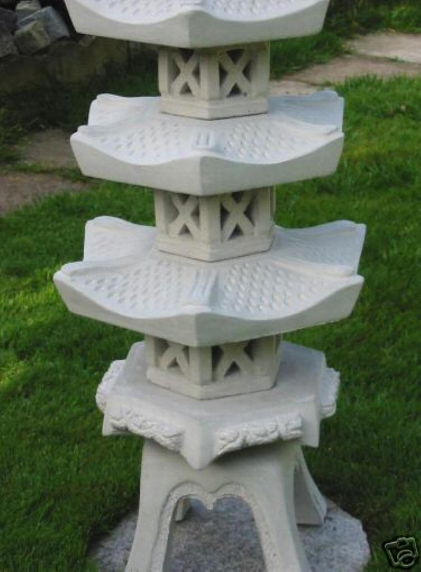 Steintempel im japanischen Stil Pagode 5 stöckig - Handgefertigte Gartenfigur aus regionalem Steinguss - Zen - Dekoration für Garten & Terasse - wetterfest & langlebig
