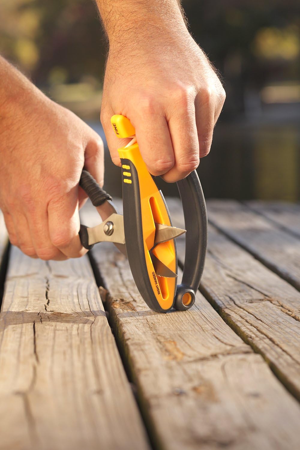 Smith’s 50185 Jiffy-Pro Handheld Sharpener - 2-Stage Sharpening - Large Scissors & Shear Sharpening Slots - Outdoor Sharpener for Pocket, Hunting, Fishing & Kitchen Knives - Soft Grip Handle
