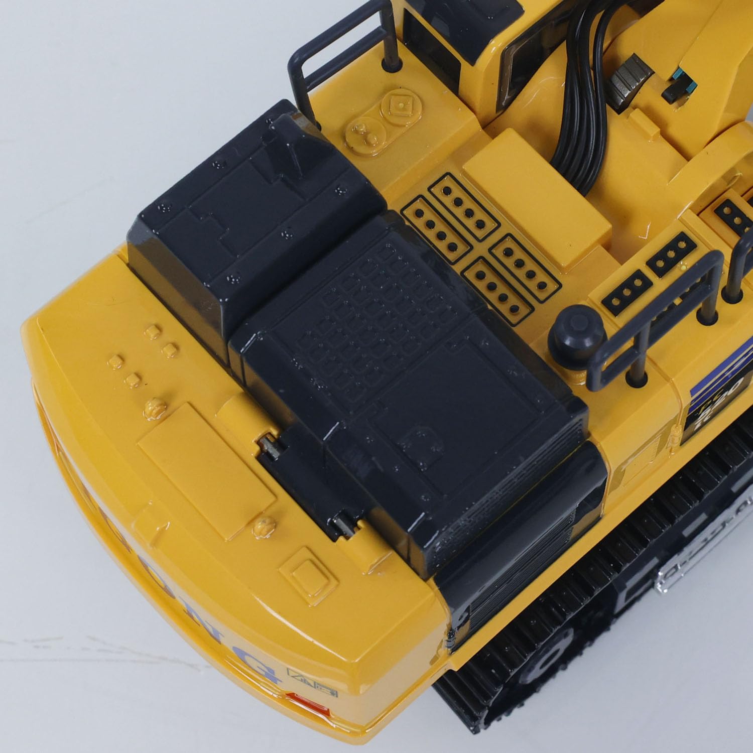 TOUCAN RC HOBBY 1/50 Excavadora controlada por radio PC520 Vehículo de construcción de excavadora RC eléctrica juguete modelo terminado cadenas de metal luces sonidos unidad para regalos especiales