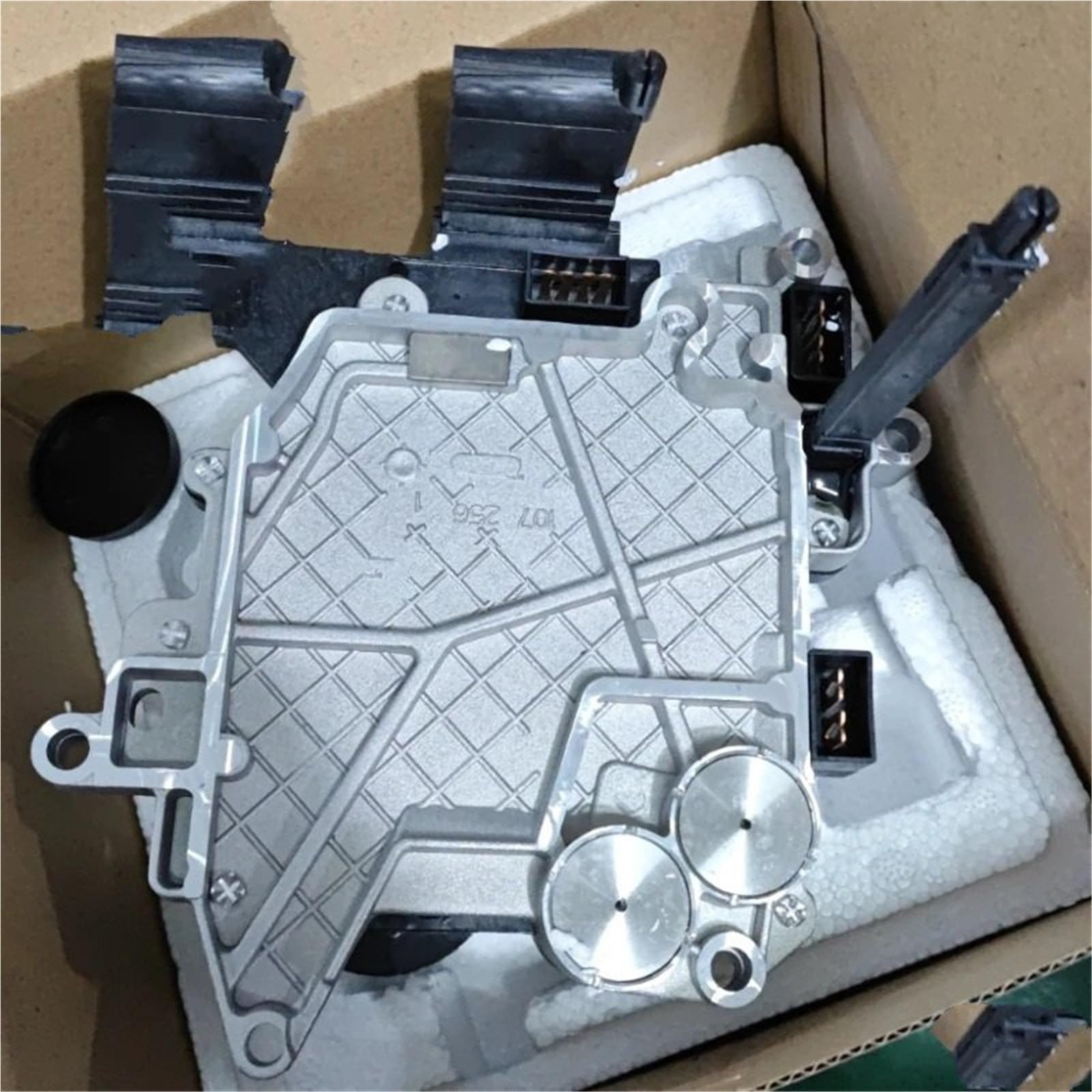 Osłony przeciwsłoneczne na boczne szyby Pasuje do Audi A4 A5 A6 A8 Program 01J927156HT 01J927156JG Moduł sterowania skrzynią biegów TCU TCM