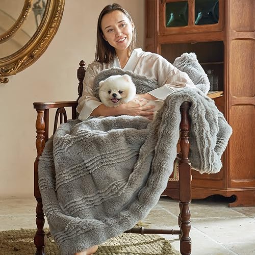 Miniatura 5 de Amélie Home Manta de lujo de piel sintética, 630 GMS, felpa ultra gruesa y mullida con manta de forro polar suave reversible, manta decorativa y