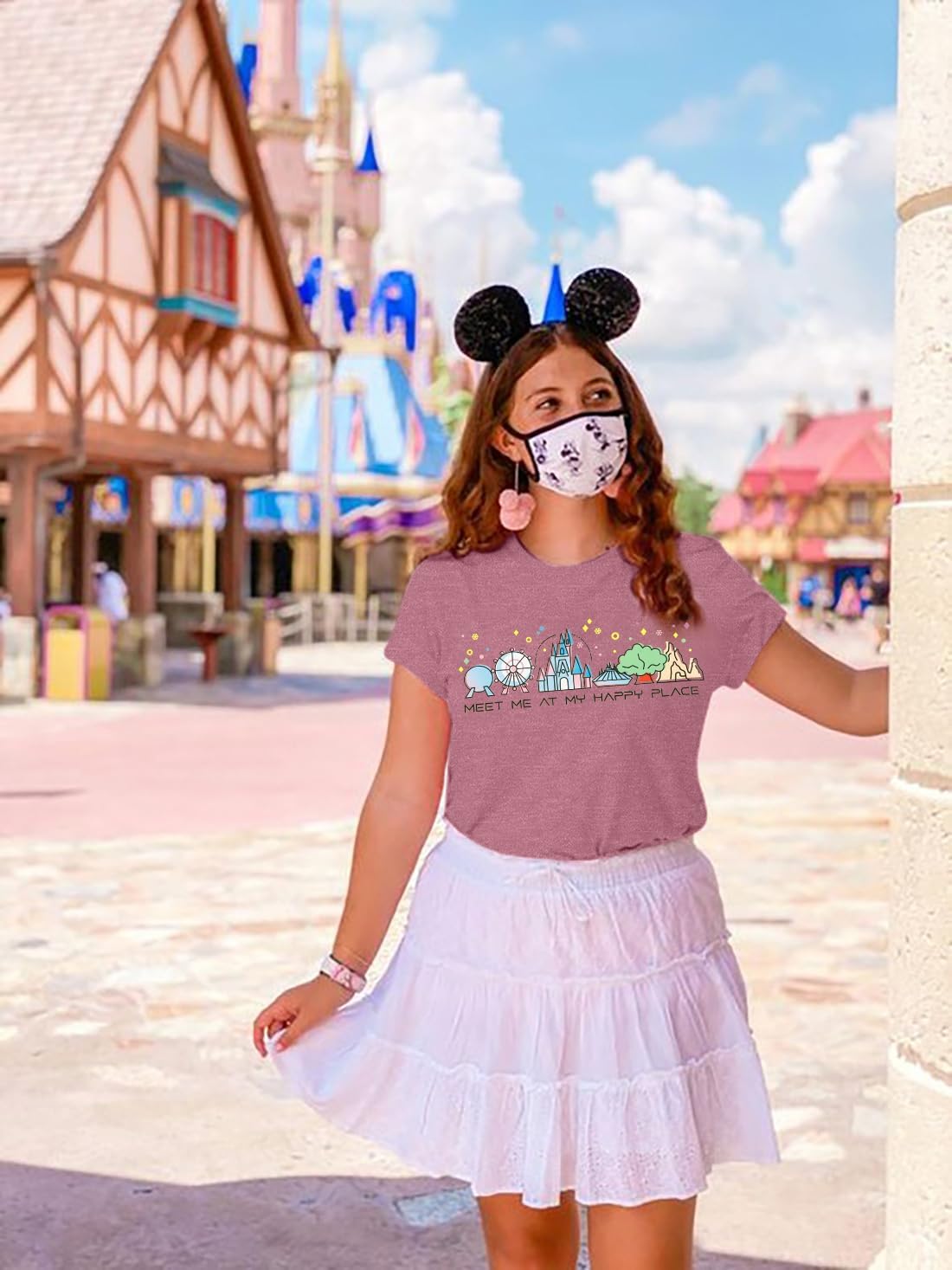 Around The World Shirt Women Magic World Tour 1982 Graphic Tee Funny Traveler Vacation Short Sleeve Top - Image 4