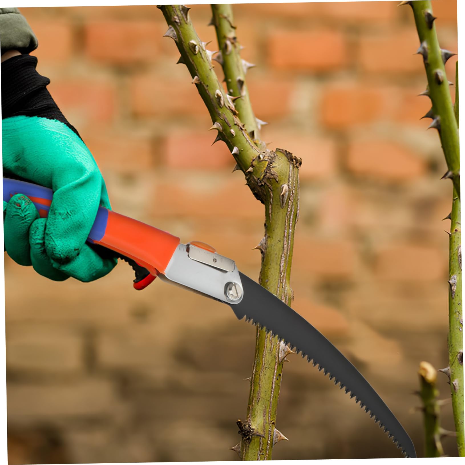 Seghetto Pieghevole da Potatura per Alberi, Lama Sk5 Nera | Compatto e Portatile, per Legno e Uso Outdoor, per Taglio Rapido in Campeggio e Giardino
