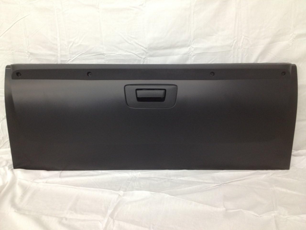 Painted Tailgates gm1901104P-8624 Chevy and GMC Truck Complete Tailgate Assembly Painted White