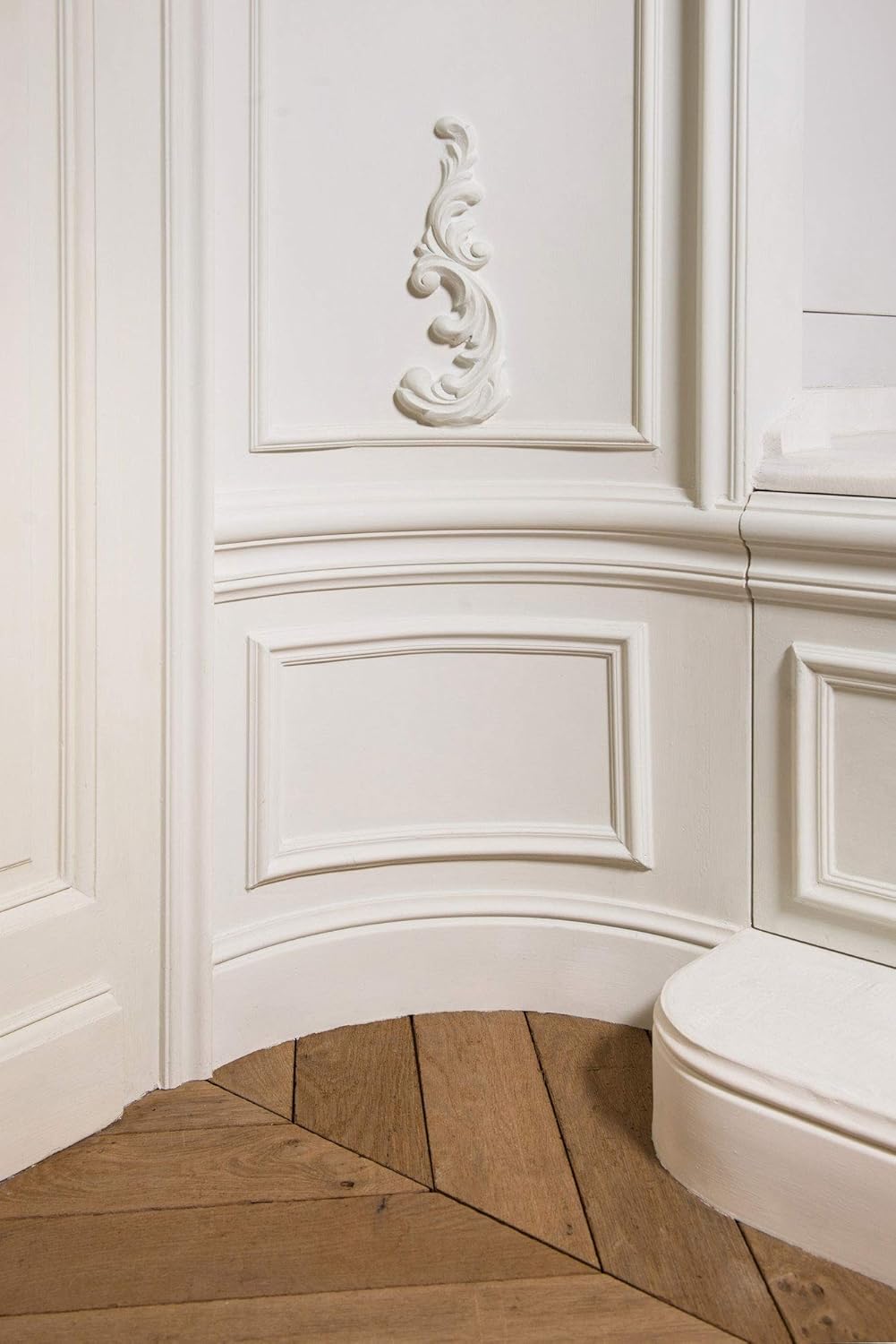 Orac Decor | Duropolymer Polystyrene Baseboard Moulding | Primed White | 5-3/8in H x 78-3/4in Long | Pack of 14