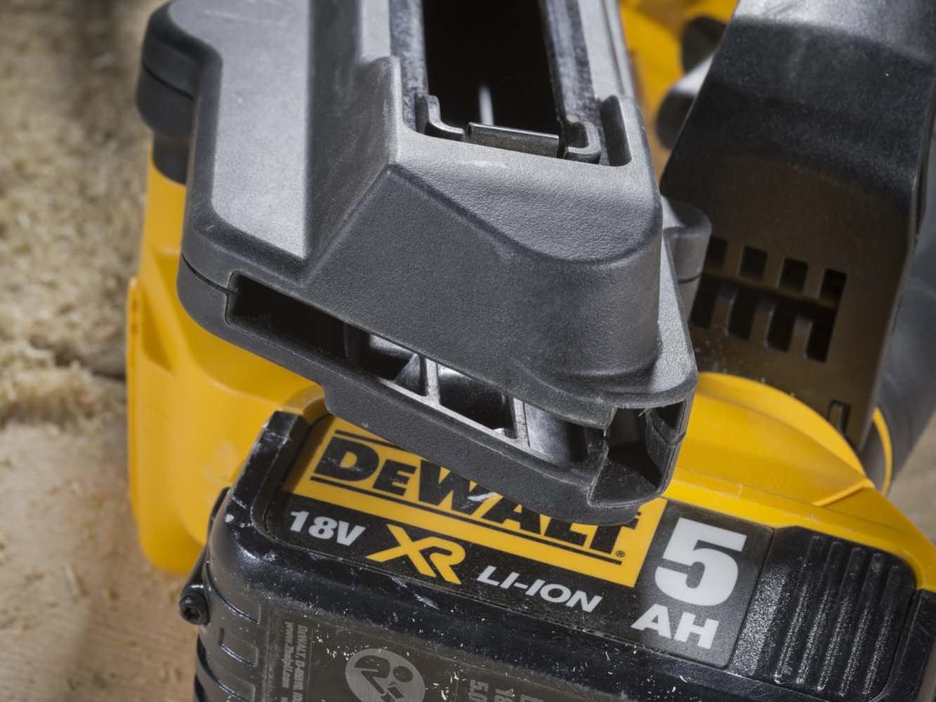DeWalt Lot de Cloueuse, 1, jaune – Noir, dcn693p2 Batterie